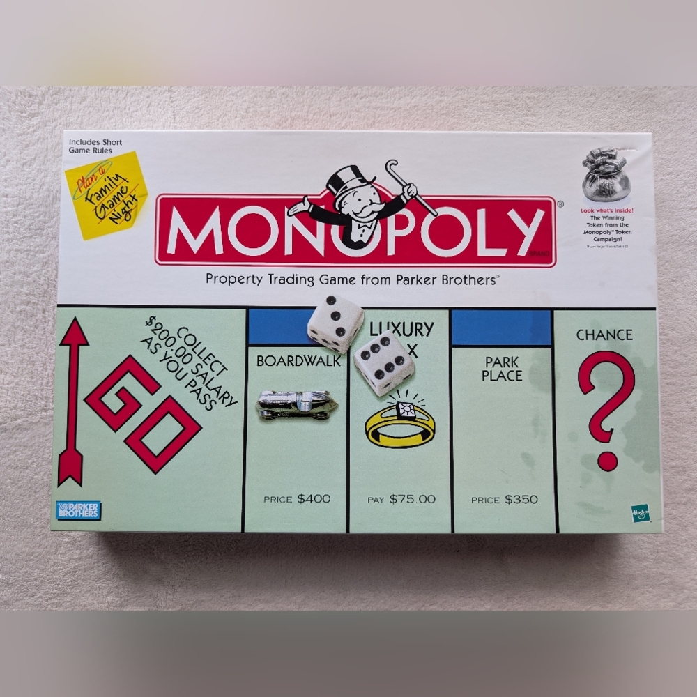 Board Game - Classic Edition with Red and Blue Accents
